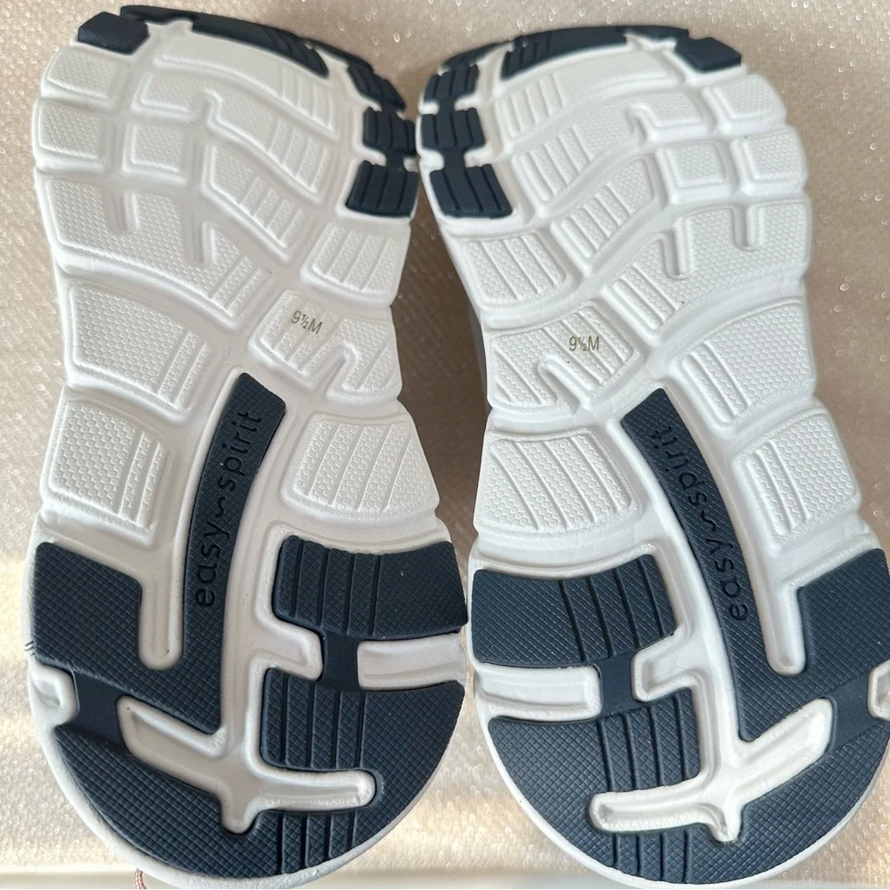 Easy Spirit® Mel Denise Austin Emove Athletic Sneakers in Gray & Pink Size 9.5 M